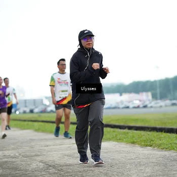 Runner Photo 7653100