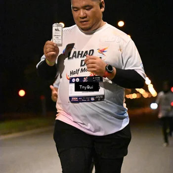Runner Photo 7653103