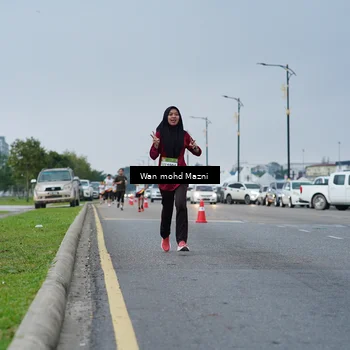 Runner Photo 7653104