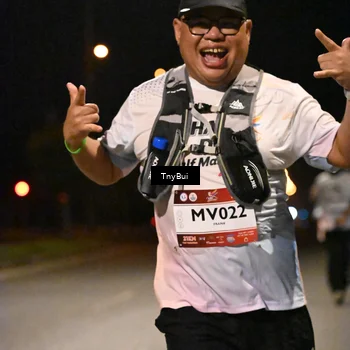 Runner Photo 7653112