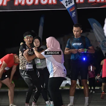 Runner Photo 7653115