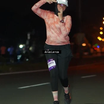Runner Photo 7653133
