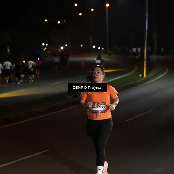 Runner Photo 7653151