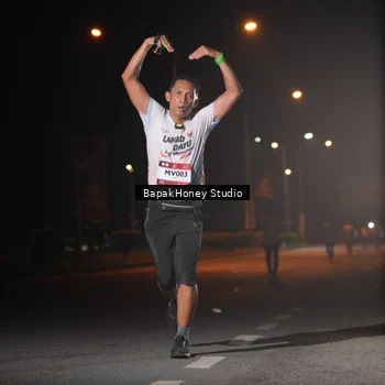 Runner Photo 7653164