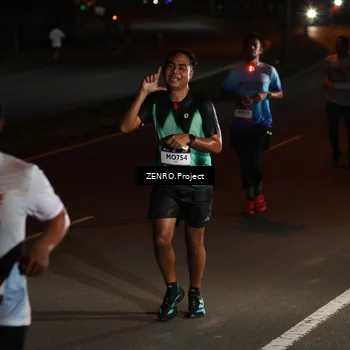 Runner Photo 7653166