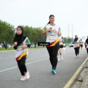 Runner Photo 7653171