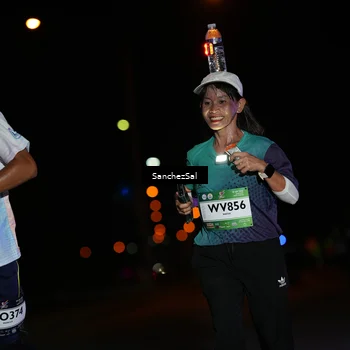 Runner Photo 7653188