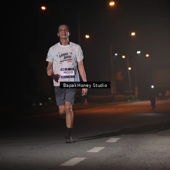 Runner Photo 7653200