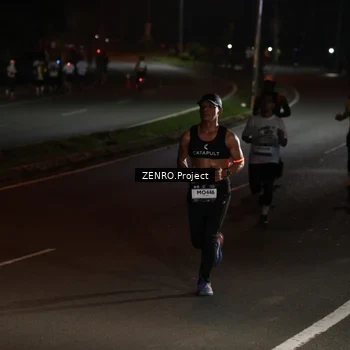 Runner Photo 7653219