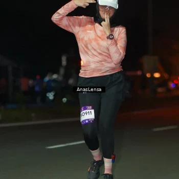 Runner Photo 7653220
