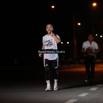 Runner Photo 7653228