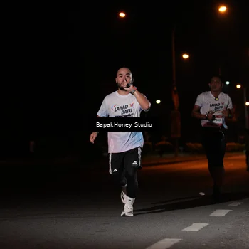 Runner Photo 7653230