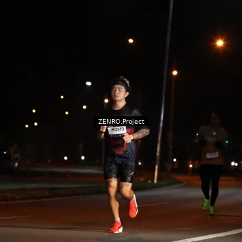 Runner Photo 7653239