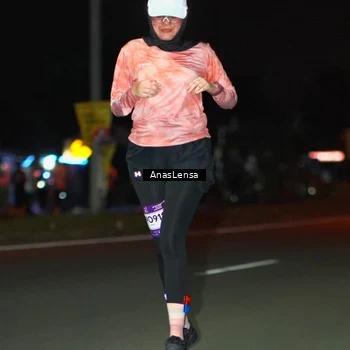 Runner Photo 7653242