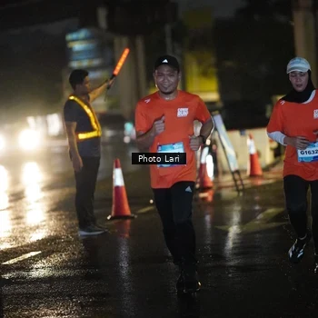 Runner Photo 7653248