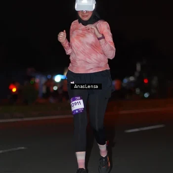 Runner Photo 7653250