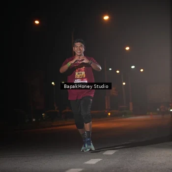 Runner Photo 7653255