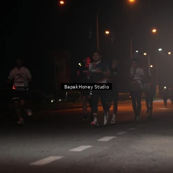 Runner Photo 7653268