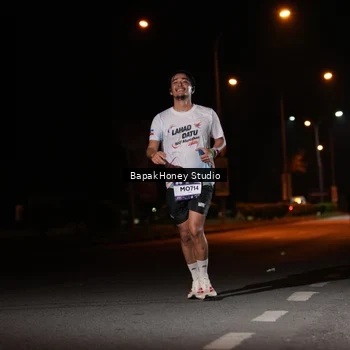 Runner Photo 7653274