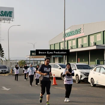Runner Photo 7653276