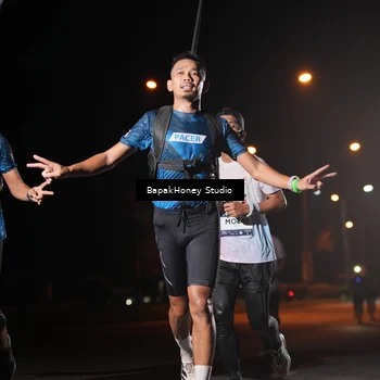 Runner Photo 7653279
