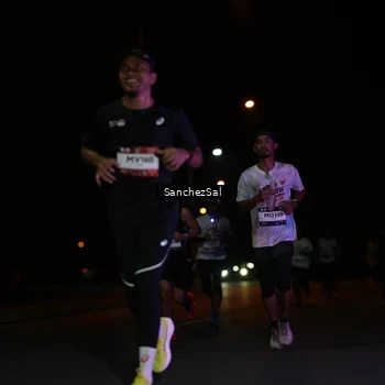 Runner Photo 7653300