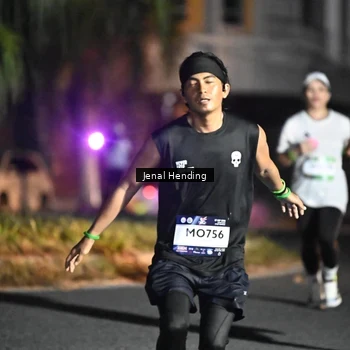 Runner Photo 7653375