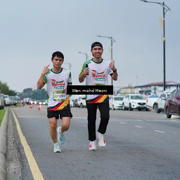 Runner Photo 7653403