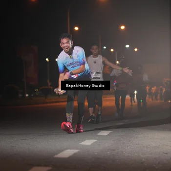 Runner Photo 7653405