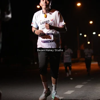 Runner Photo 7653412