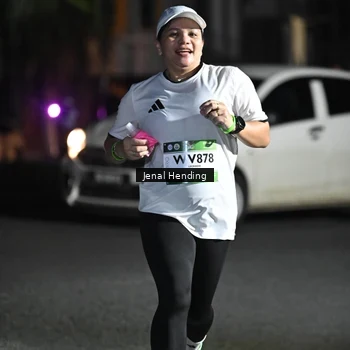 Runner Photo 7653413