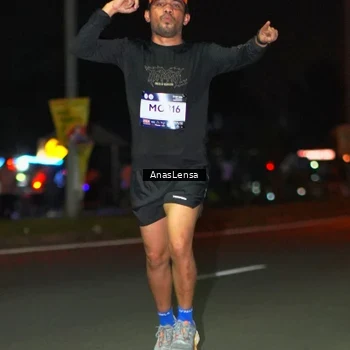 Runner Photo 7653419