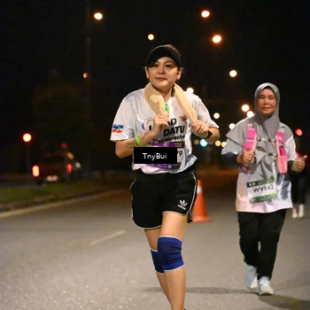 Runner Photo 7653422