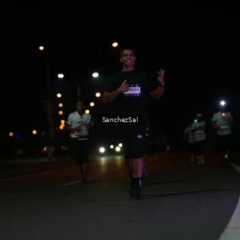 Runner Photo 7653431