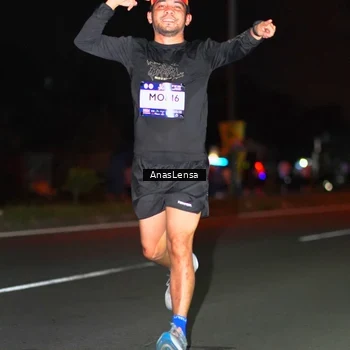 Runner Photo 7653442