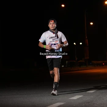 Runner Photo 7653452