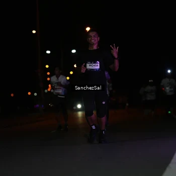 Runner Photo 7653453