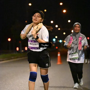 Runner Photo 7653462
