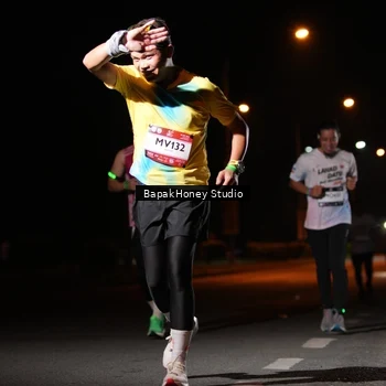 Runner Photo 7653468