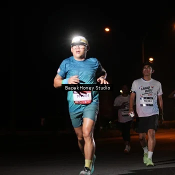 Runner Photo 7653474