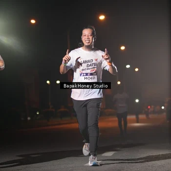 Runner Photo 7653478