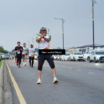 Runner Photo 7653481