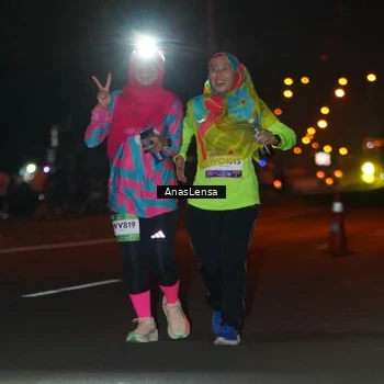 Runner Photo 7653485