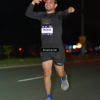 Runner Photo 7653489