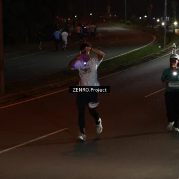 Runner Photo 7653496