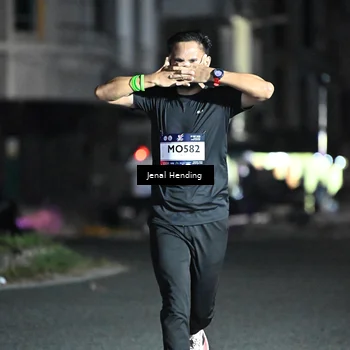 Runner Photo 7653500