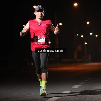 Runner Photo 7653503