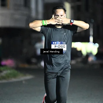 Runner Photo 7653516