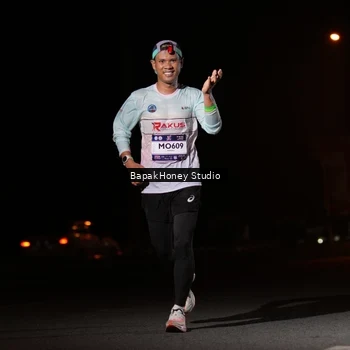 Runner Photo 7653517