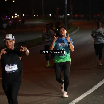 Runner Photo 7653520